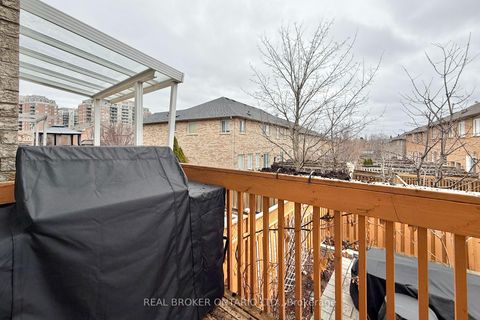 Photo 31 at 46 Revelstoke Crescent, Langstaff, Richmond Hill
