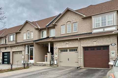Photo 32 at 46 Revelstoke Crescent, Langstaff, Richmond Hill