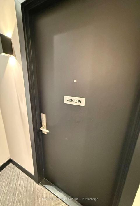 Photo 6 at 4508 - 8 Eglinton Avenue E, Mount Pleasant West, Toronto