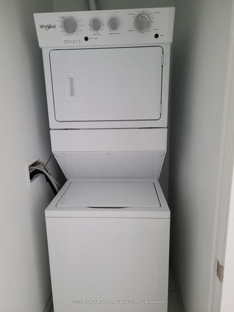 Photo 7 at 1413 - 85 Oneida Crescent, Langstaff, Richmond Hill