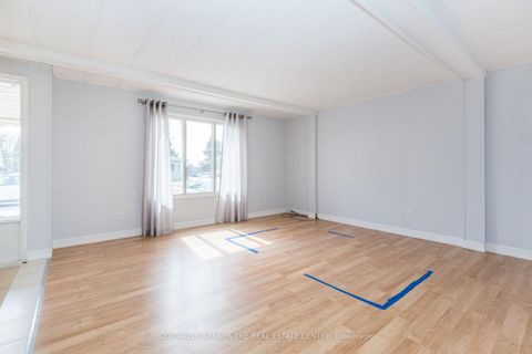 Photo 4 at 60 Linden Lane, Rural Innisfil, Innisfil