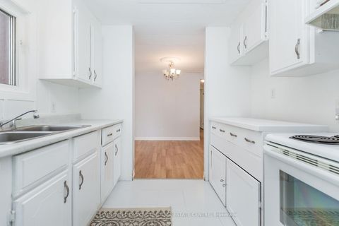 Photo 14 at 60 Linden Lane, Rural Innisfil, Innisfil