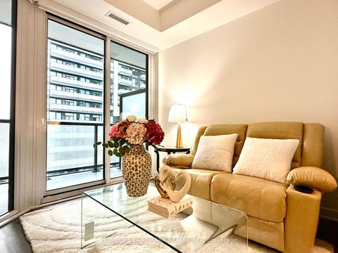 Photo 11 at 813 - 85 Oneida Crescent, Langstaff, Richmond Hill