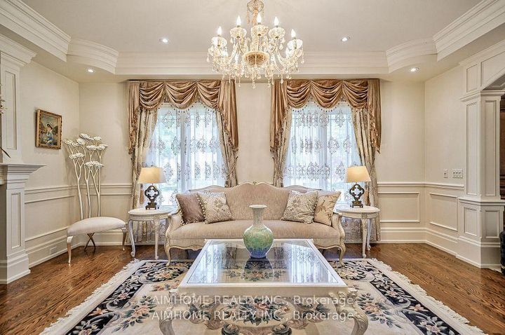 Photo 3 at 38 Pheasant Road, Newtonbrook East, Toronto