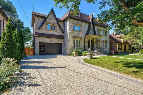 Photo 1 at 38 Pheasant Road, Newtonbrook East, Toronto
