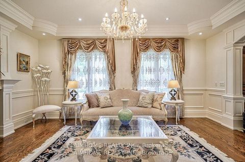 Photo 3 at 38 Pheasant Road, Newtonbrook East, Toronto