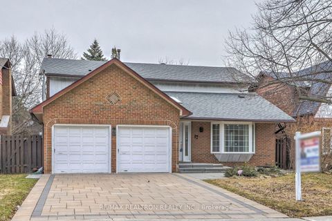 Photo 0 at 17 Lawnview Drive, Willowdale East, Toronto