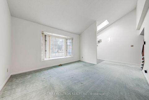 Photo 16 at 17 Lawnview Drive, Willowdale East, Toronto