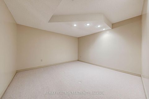 Photo 39 at 17 Lawnview Drive, Willowdale East, Toronto