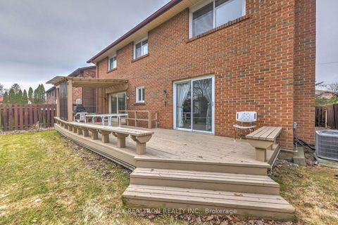 Photo 45 at 17 Lawnview Drive, Willowdale East, Toronto