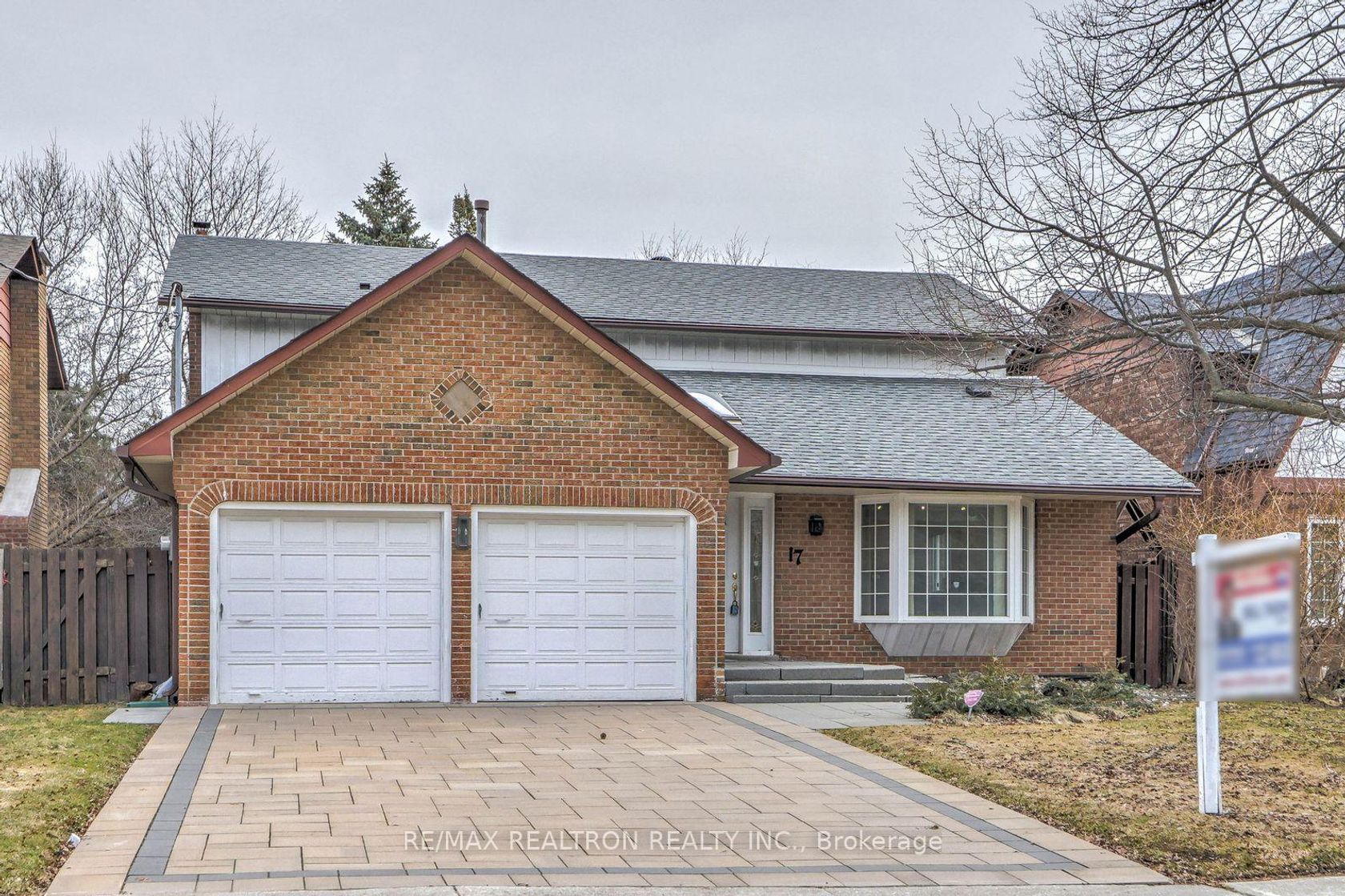 17 Lawnview Drive, Willowdale East, Toronto 