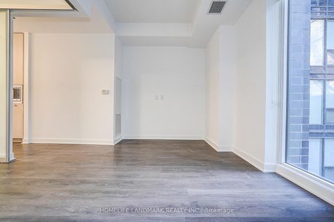 Photo 22 at 702 - 115 Blue Jays Way, Waterfront Communities C1, Toronto