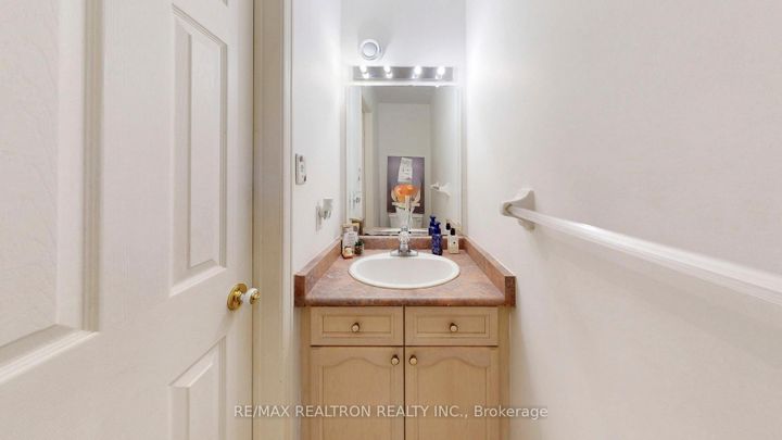 Photo 19 at 47 Central Park Drive, Markville, Markham