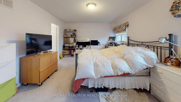 Photo 23 at 47 Central Park Drive, Markville, Markham