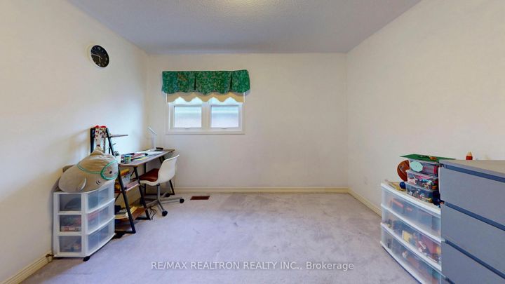 Photo 28 at 47 Central Park Drive, Markville, Markham