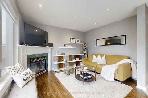 Photo 3 at 393 Marble Place, Woodland Hill, Newmarket