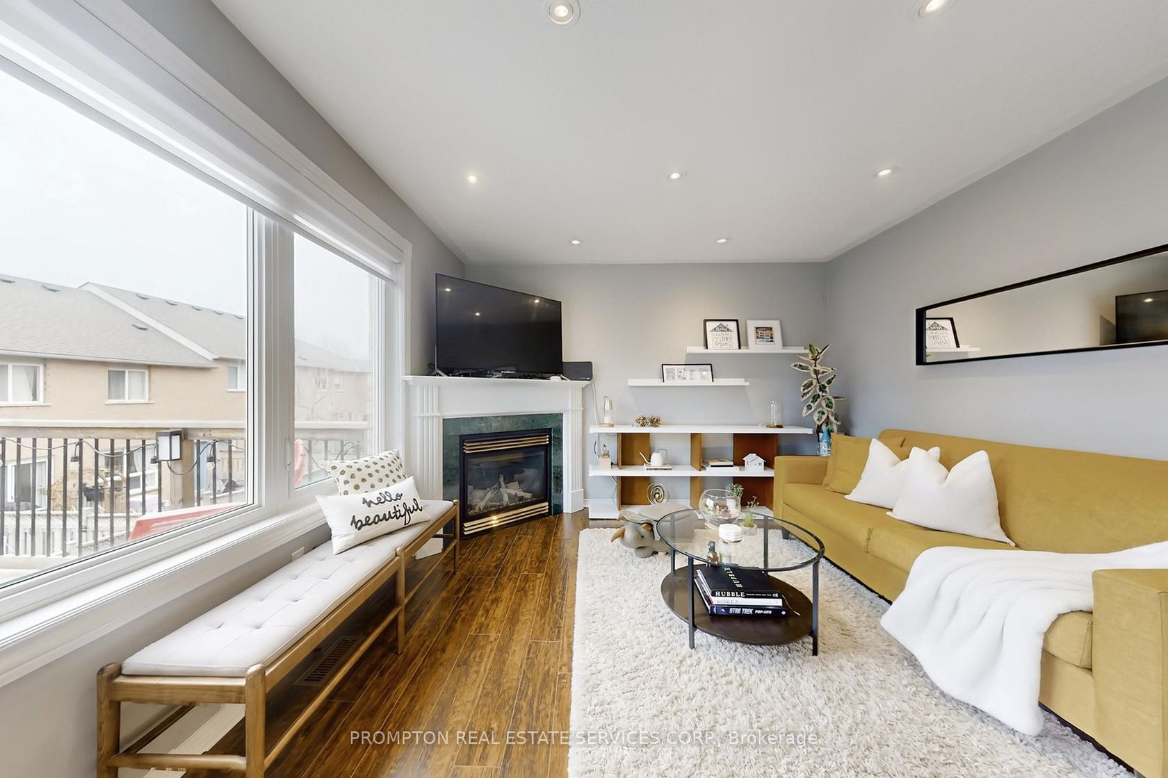 393 Marble Place, Woodland Hill, Newmarket photo 8