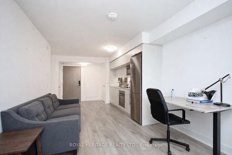 Photo 4 at 1921 - 585 Bloor Street E, North St. James Town, Toronto