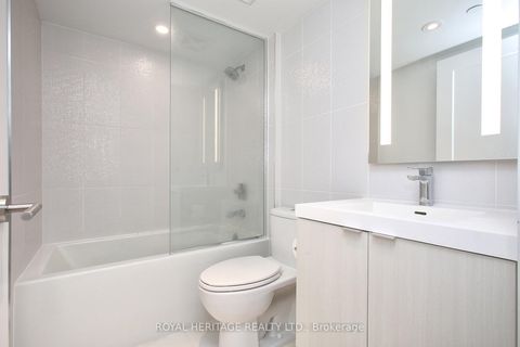Photo 12 at 1921 - 585 Bloor Street E, North St. James Town, Toronto