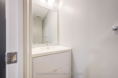 Photo 4 at 324 - 20 Fred Varley Drive, Unionville, Markham