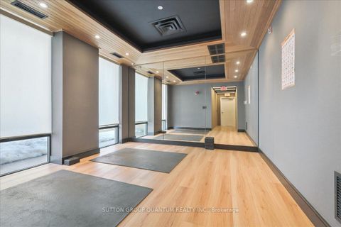 Photo 34 at 205 - 520 Steeles Avenue W, Yorkhill, Vaughan