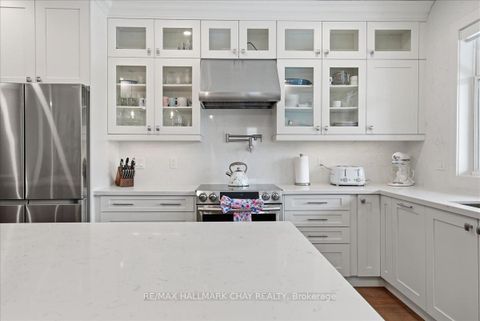 Photo 15 at 26 Lowry Court, Edgehill Drive, Barrie