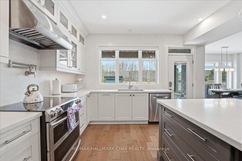 Photo 19 at 26 Lowry Court, Edgehill Drive, Barrie