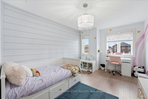 Photo 37 at 26 Lowry Court, Edgehill Drive, Barrie