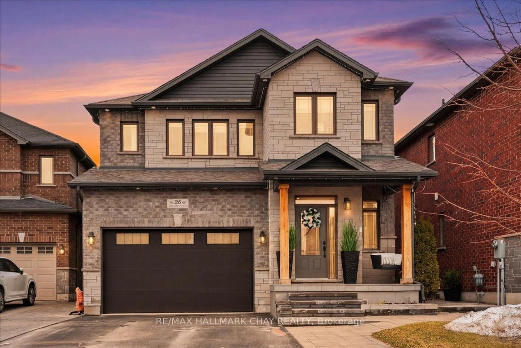 26 Lowry Court, Edgehill Drive, Barrie photo number 2