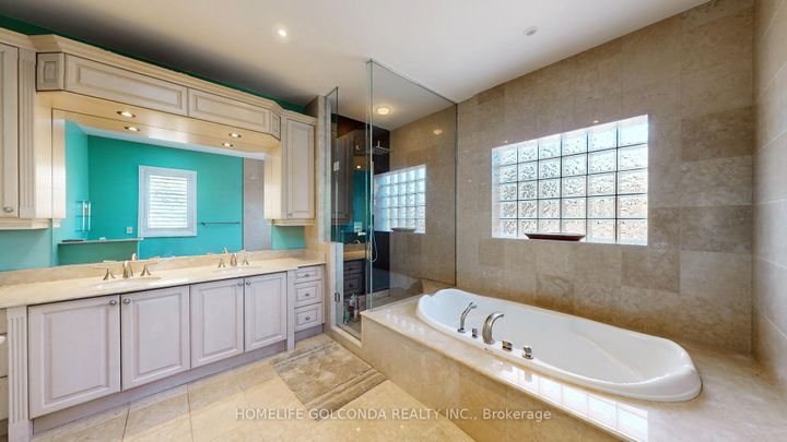 Photo 27 at 164 Owen Boulevard, Windfields, Toronto