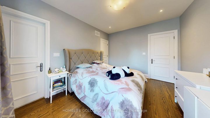 Photo 35 at 164 Owen Boulevard, Windfields, Toronto