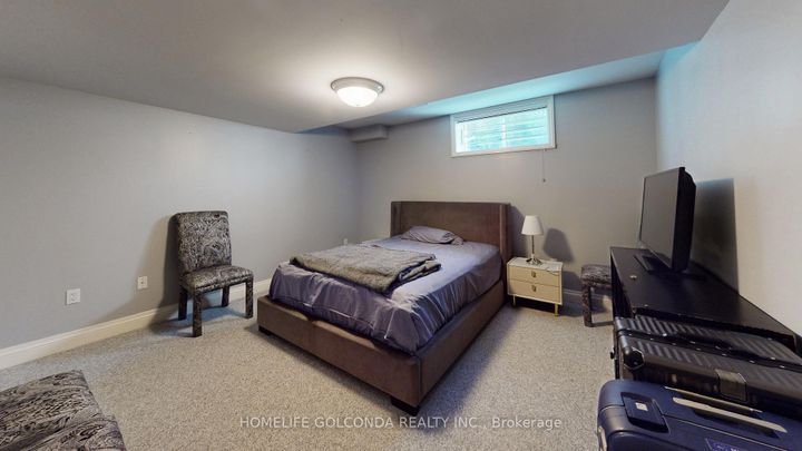 Photo 41 at 164 Owen Boulevard, Windfields, Toronto