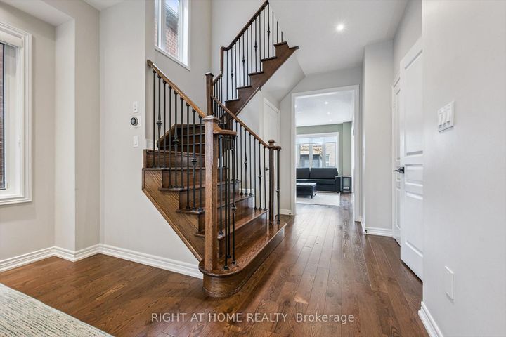 Photo 16 at 3 Antoine Street, Northwest Brampton, Brampton