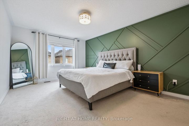 Photo 17 at 3 Antoine Street, Northwest Brampton, Brampton