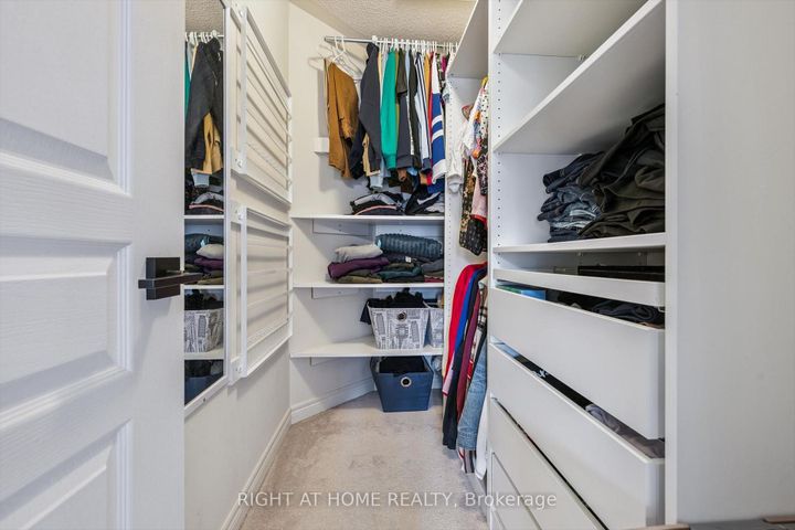 Photo 21 at 3 Antoine Street, Northwest Brampton, Brampton