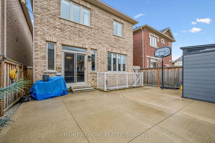 Photo 39 at 3 Antoine Street, Northwest Brampton, Brampton