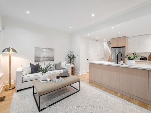 Photo 21 at 26 Eastmount Avenue, Danforth, Toronto