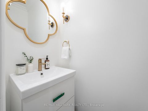 Photo 22 at 26 Eastmount Avenue, Danforth, Toronto