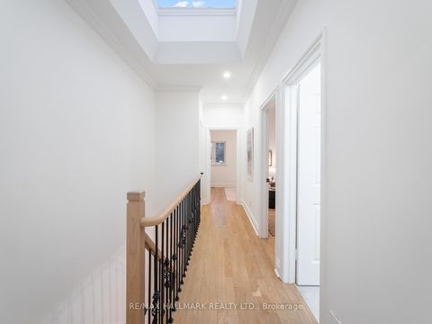 Photo 23 at 26 Eastmount Avenue, Danforth, Toronto