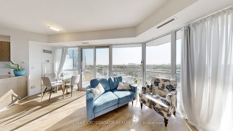 Photo 4 at 810 - 5101 Dundas Street W, City Centre West, Toronto