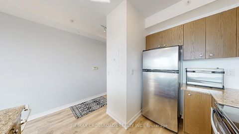 Photo 9 at 810 - 5101 Dundas Street W, City Centre West, Toronto