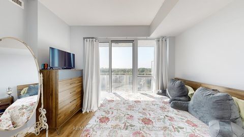 Photo 14 at 810 - 5101 Dundas Street W, City Centre West, Toronto