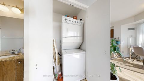 Photo 17 at 810 - 5101 Dundas Street W, City Centre West, Toronto