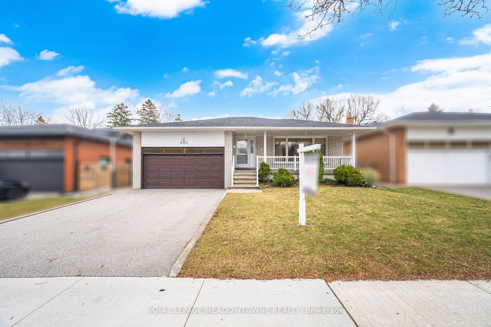 854 Runningbrook Drive, Applewood, Mississauga 