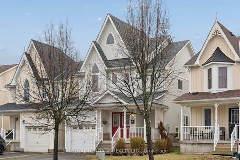 Photo 1 at 44 Cranborne Crescent, Brooklin, Whitby