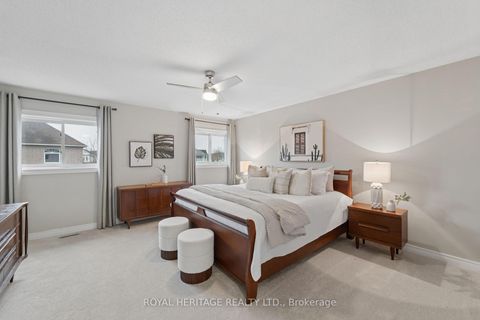 Photo 10 at 44 Cranborne Crescent, Brooklin, Whitby