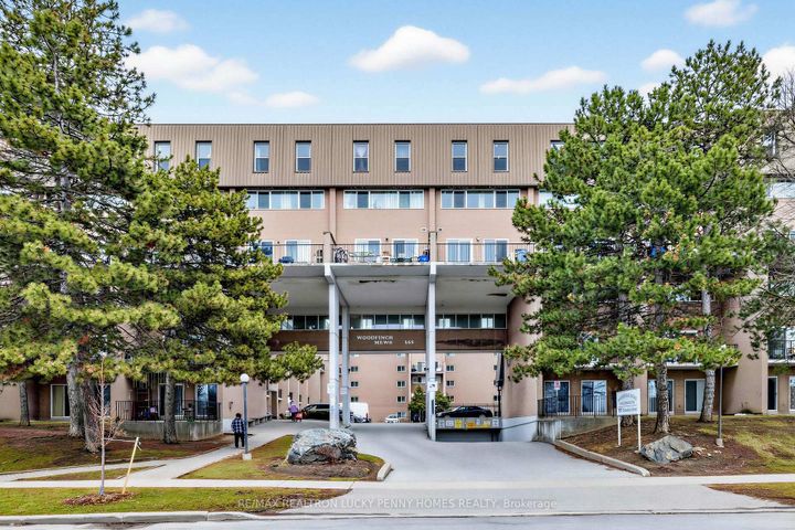 Photo 2 at 229 - 165 Cherokee Boulevard, Pleasant View, Toronto