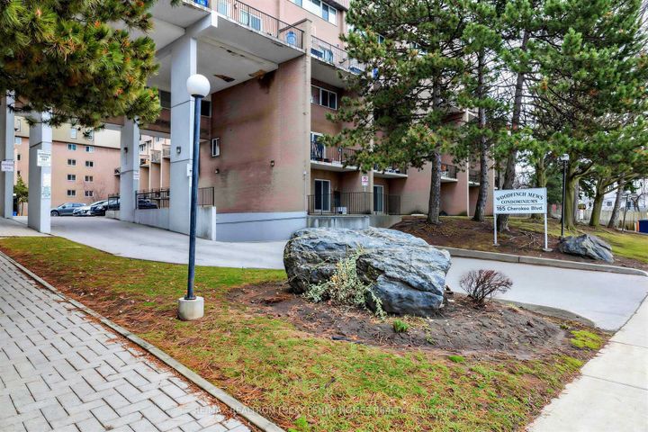 Photo 4 at 229 - 165 Cherokee Boulevard, Pleasant View, Toronto