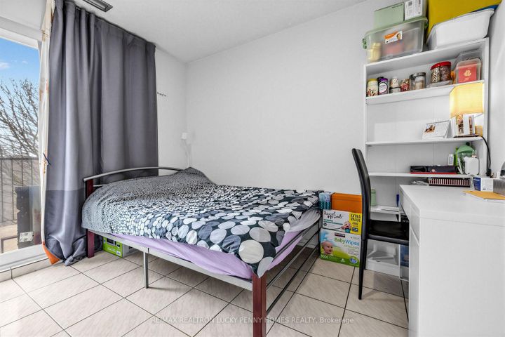 Photo 17 at 229 - 165 Cherokee Boulevard, Pleasant View, Toronto