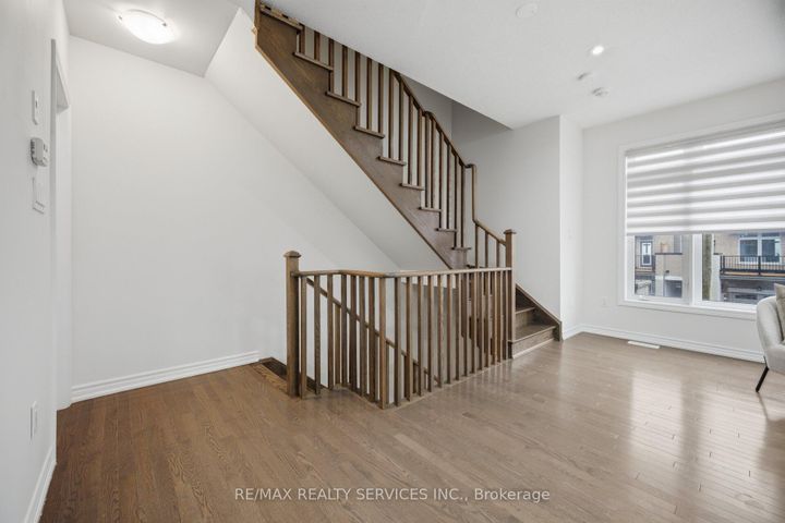 Photo 11 at 68 Donald Ficht Crescent, Northwest Brampton, Brampton